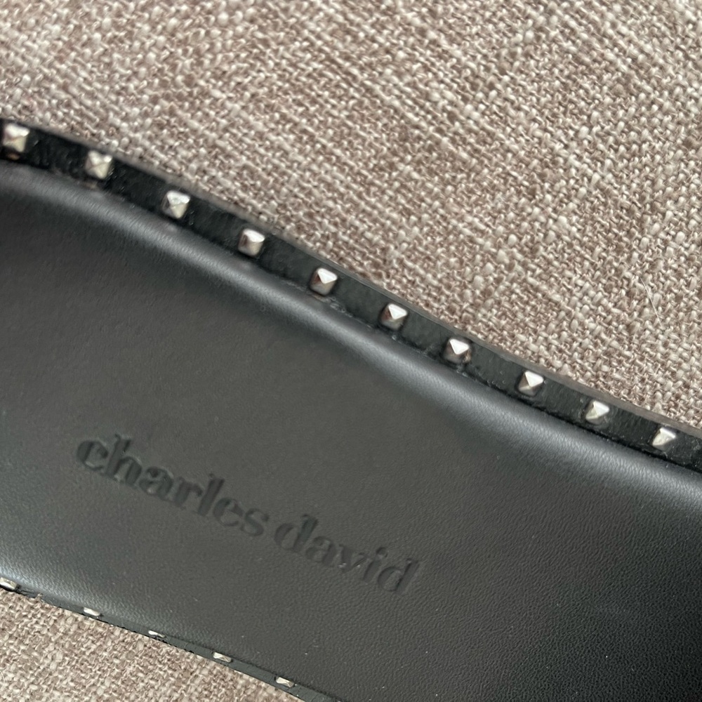 Charles David studded flat in Women’s size 7 Leather sandal - Picture 7 of 7